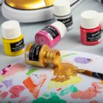 Mont Marte Metallic Fabric Paints Signature 8pc x 20ml - Image 7