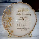 nikkah plaque stand, resin plaque stand, gold display stand, wedding plaque holder, decorative plate stand, photo frame stand, tabletop display holder, resin tray stand