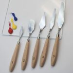 Vneeds 5-Piece Soft Flexible Palette Knife Set – High Elastic Stainless Steel Painting Tools for Acrylic, Oil & Sculpture Art